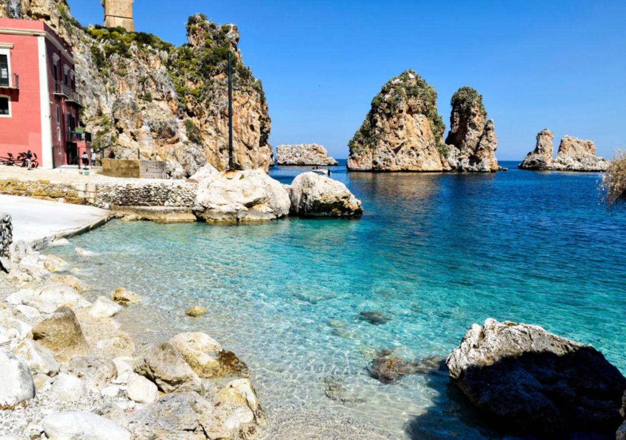 Casa Vacanza La Finestra Sul Porto Castellammare del Golfo Exterior photo