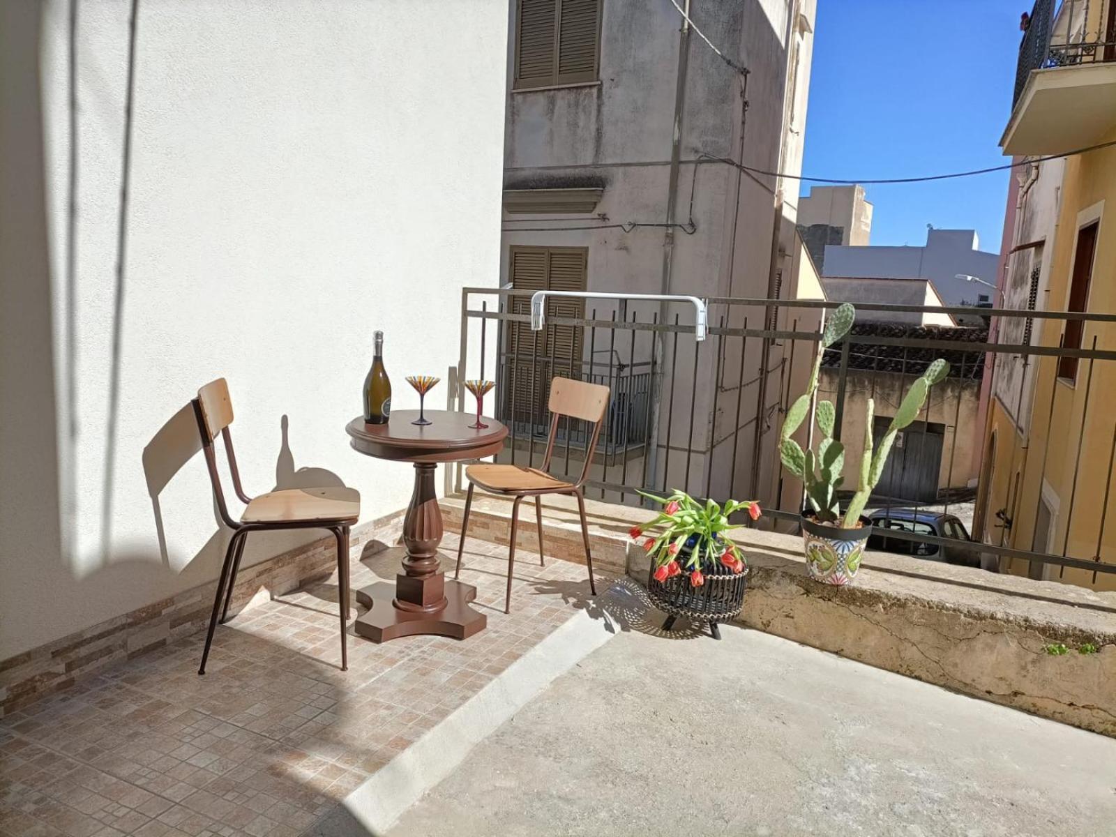 Casa Vacanza La Finestra Sul Porto Castellammare del Golfo Exterior photo